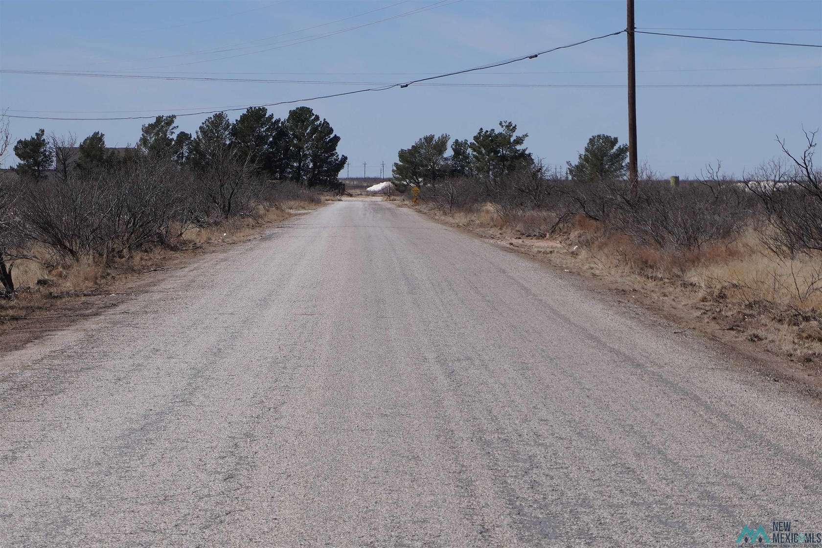 563 Acres of Land for Sale in Monument, New Mexico