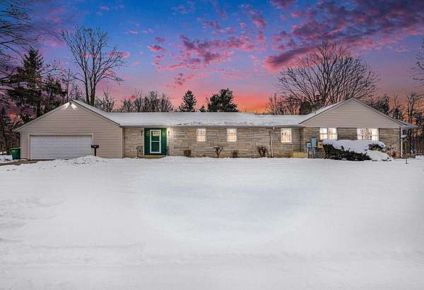 4.55 Acres of Residential Land with Home for Sale in Cassopolis, Michigan