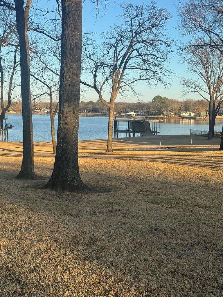 0.4 Acres of Residential Land for Sale in Enchanted Oaks, Texas