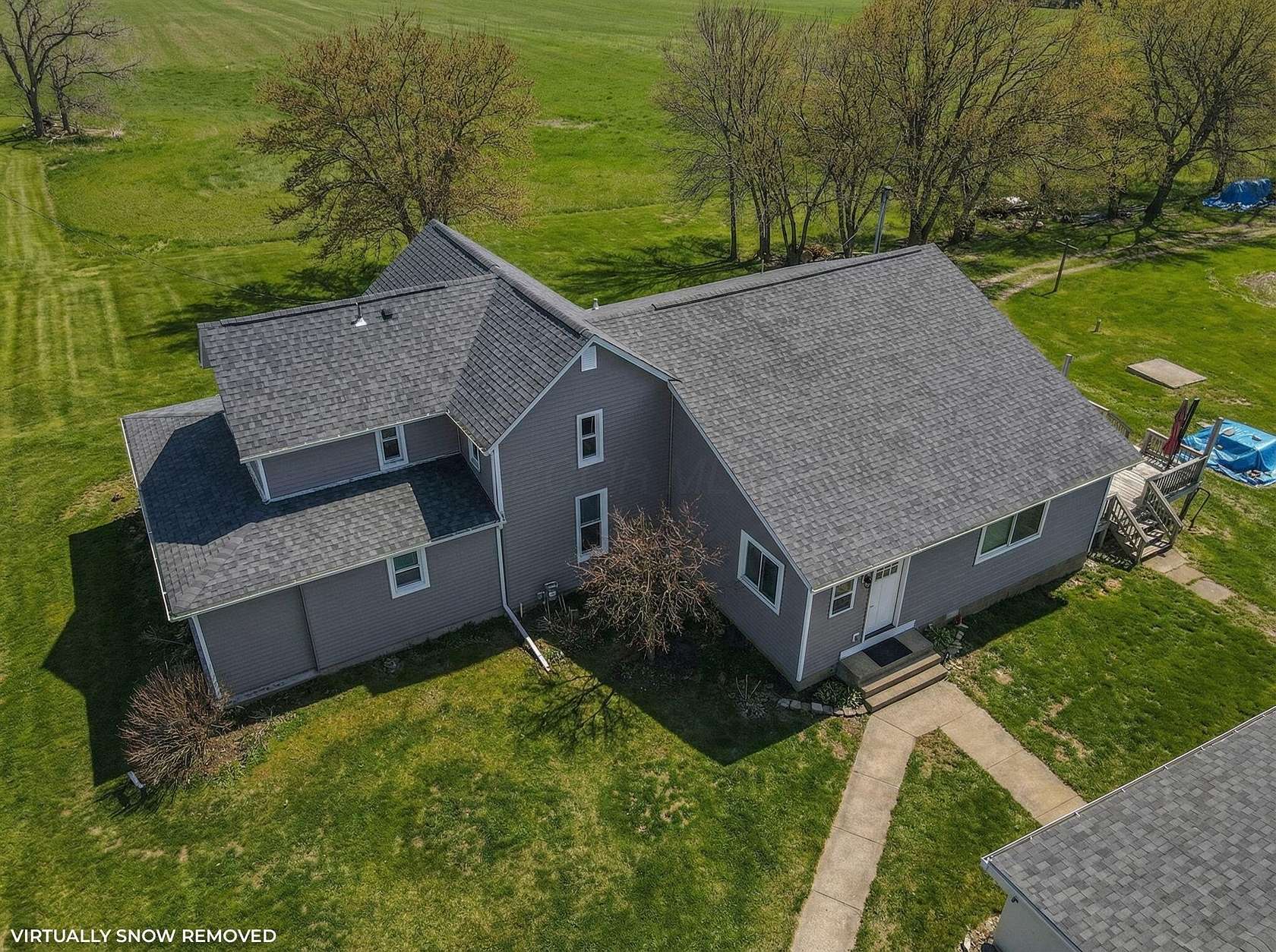 2.69 Acres of Residential Land with Home for Sale in Ashville, Ohio