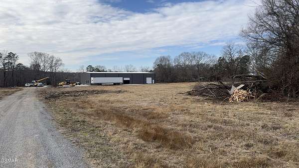 5 Acres of Improved Commercial Land for Sale in Dandridge, Tennessee