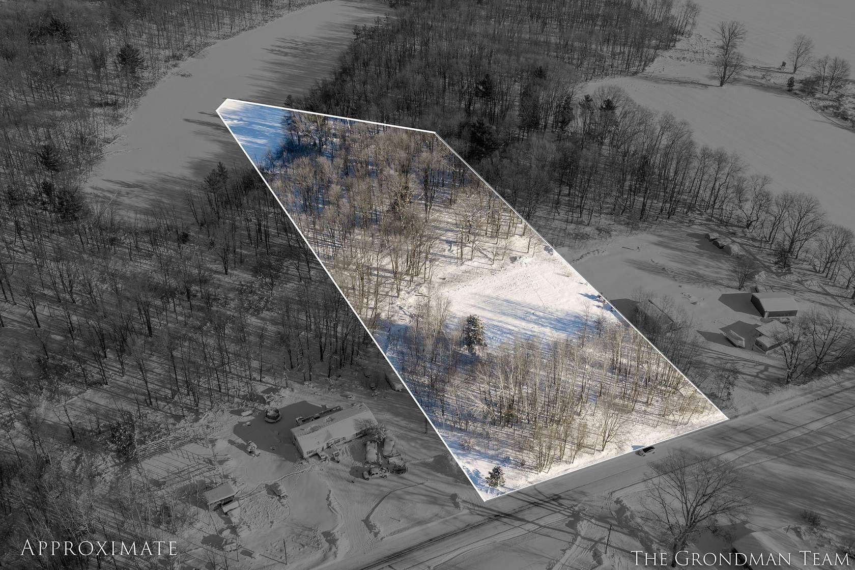 4.69 Acres of Residential Land for Sale in Grant, Michigan