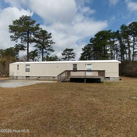 1.5 Acres of Residential Land with Home for Lease in Swansboro, North Carolina