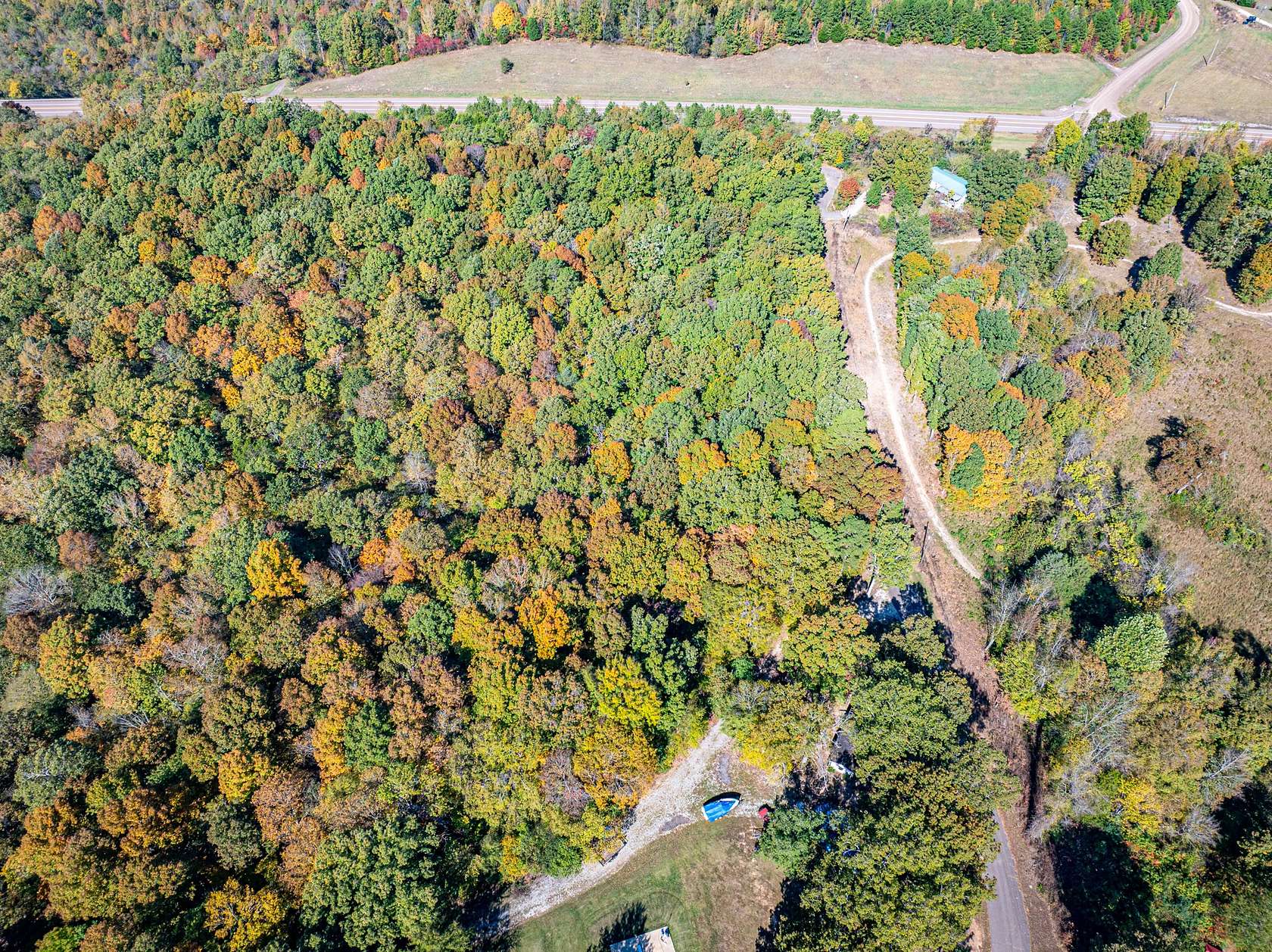 6.5 Acres of Residential Land for Sale in Clifton, Tennessee