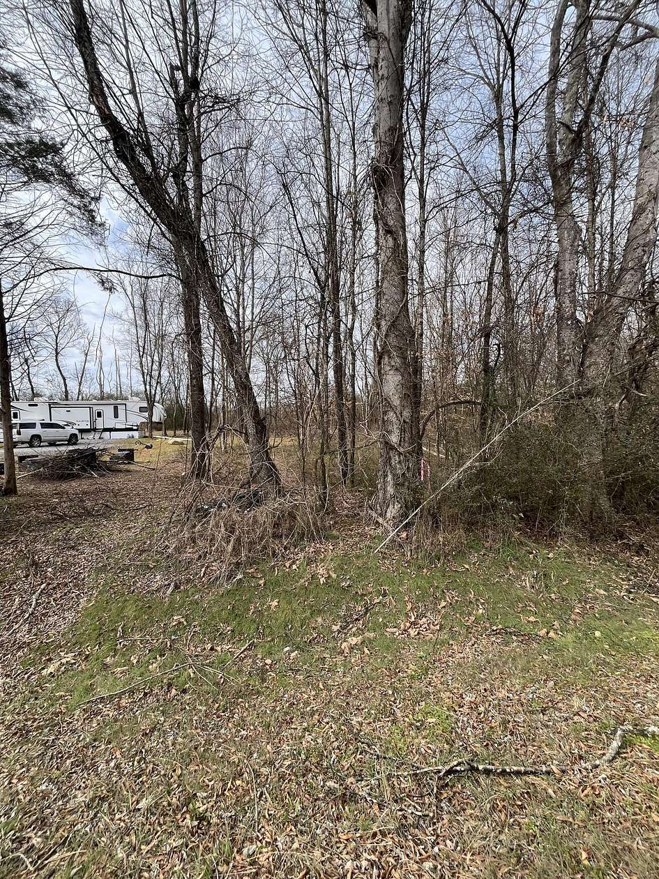 1 Acre of Residential Land for Sale in Decatur, Tennessee
