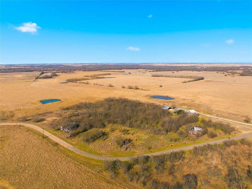 5.18 Acres of Residential Land for Sale in Coolidge, Texas