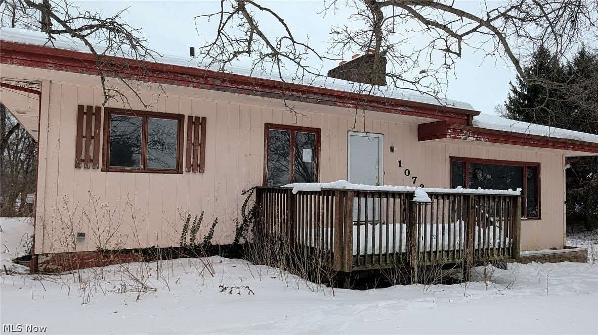 2.59 Acres of Residential Land with Home for Sale in Atwater, Ohio