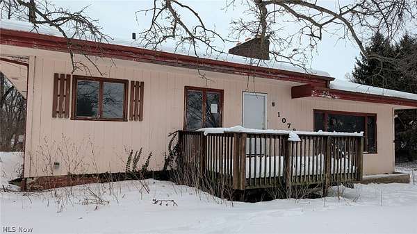 2.59 Acres of Residential Land with Home for Sale in Atwater, Ohio