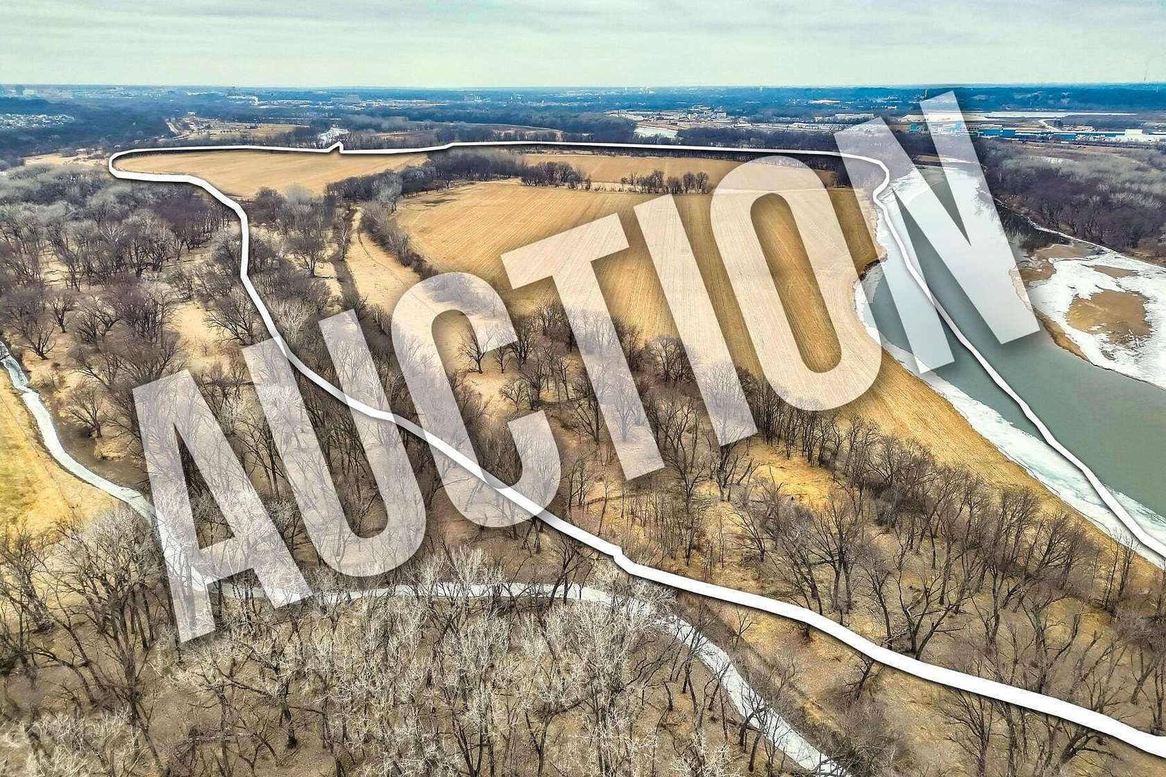 231 Acres of Agricultural Land for Sale in Des Moines, Iowa
