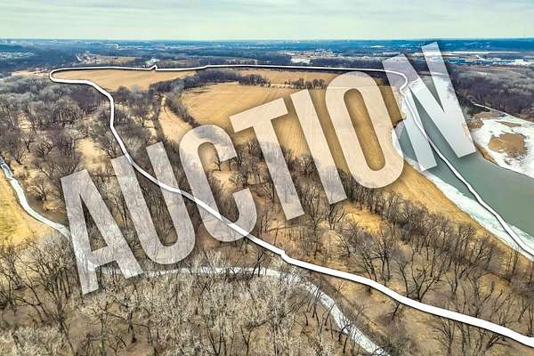 231 Acres of Agricultural Land for Sale in Des Moines, Iowa