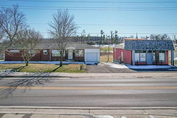 2.5 Acres of Improved Mixed-Use Land for Sale in Dawson Springs, Kentucky