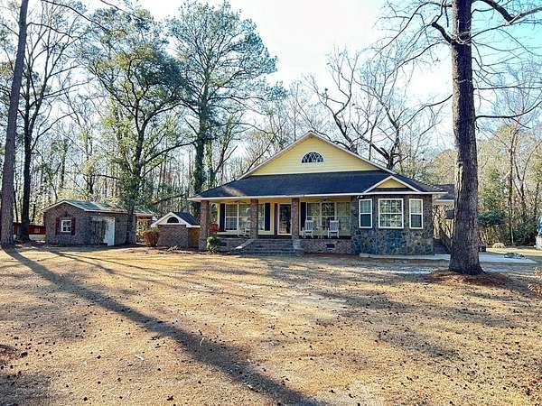 3.32 Acres of Residential Land with Home for Sale in Reidsville, Georgia