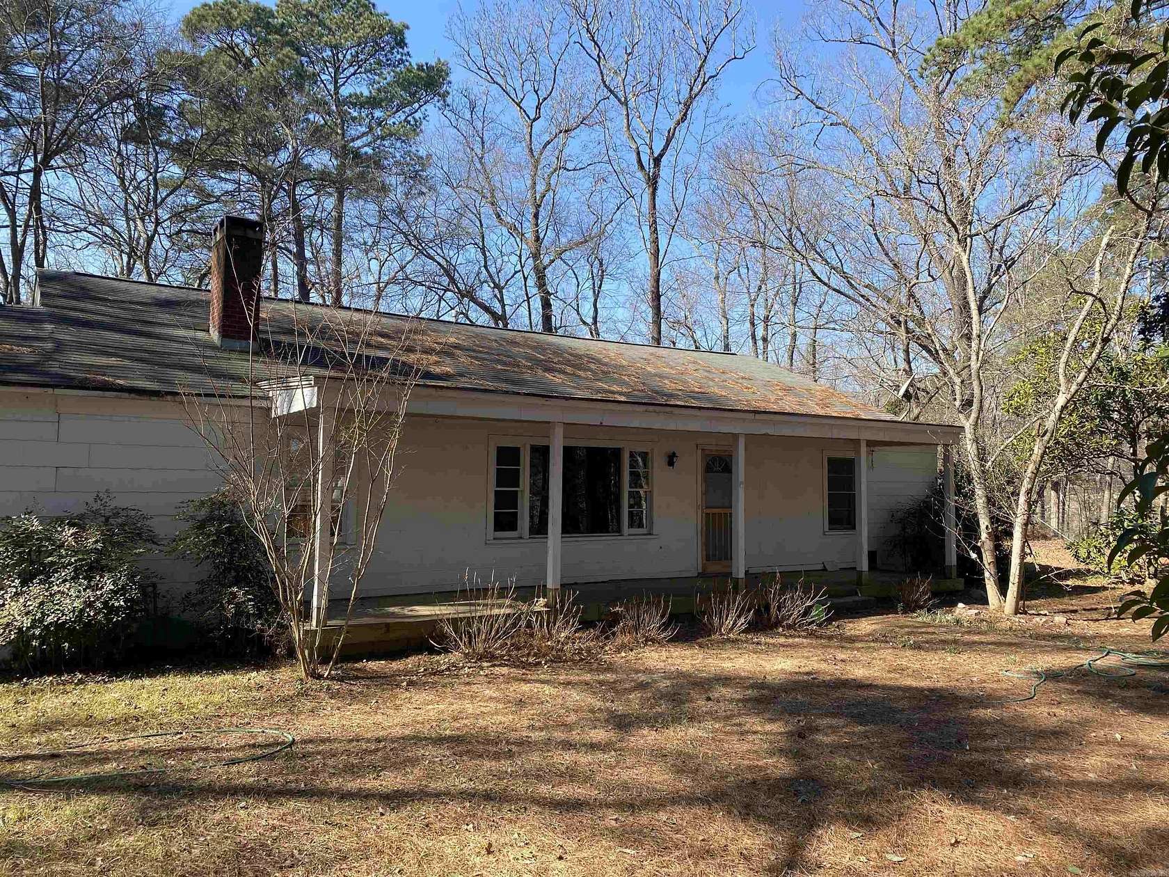 4.79 Acres of Land with Home for Sale in Arkadelphia, Arkansas