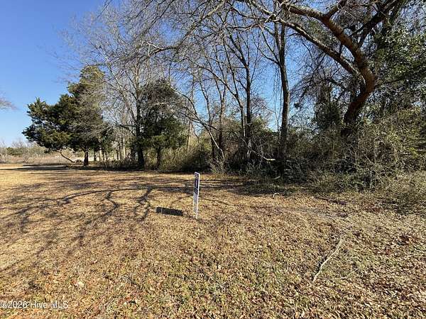 1.2 Acres of Residential Land for Sale in Chinquapin, North Carolina