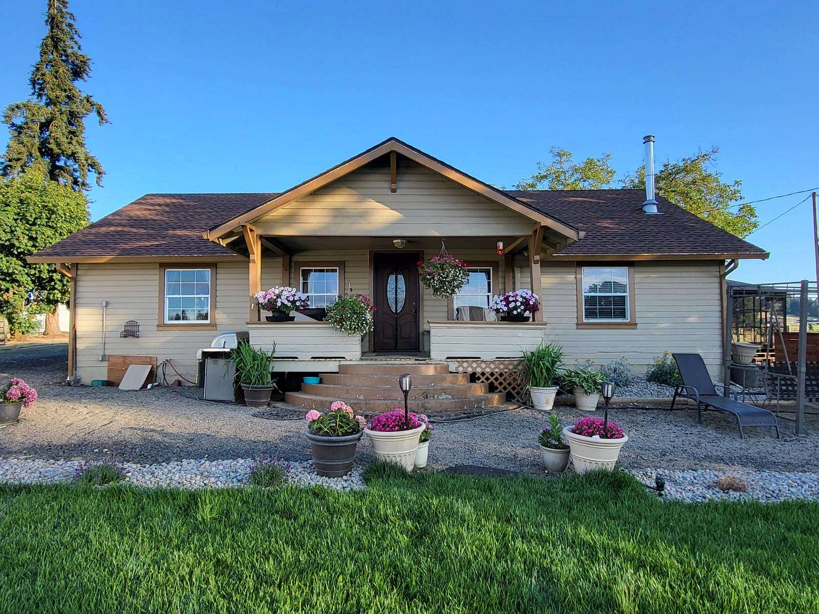 24.2 Acres of Land with Home for Sale in Scio, Oregon