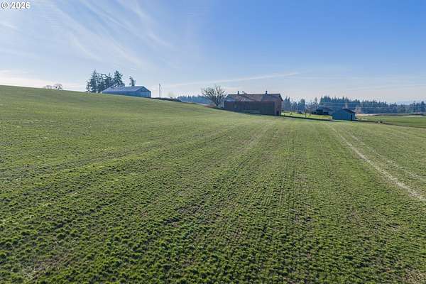 250 Acres of Agricultural Land with Home for Sale in Scio, Oregon