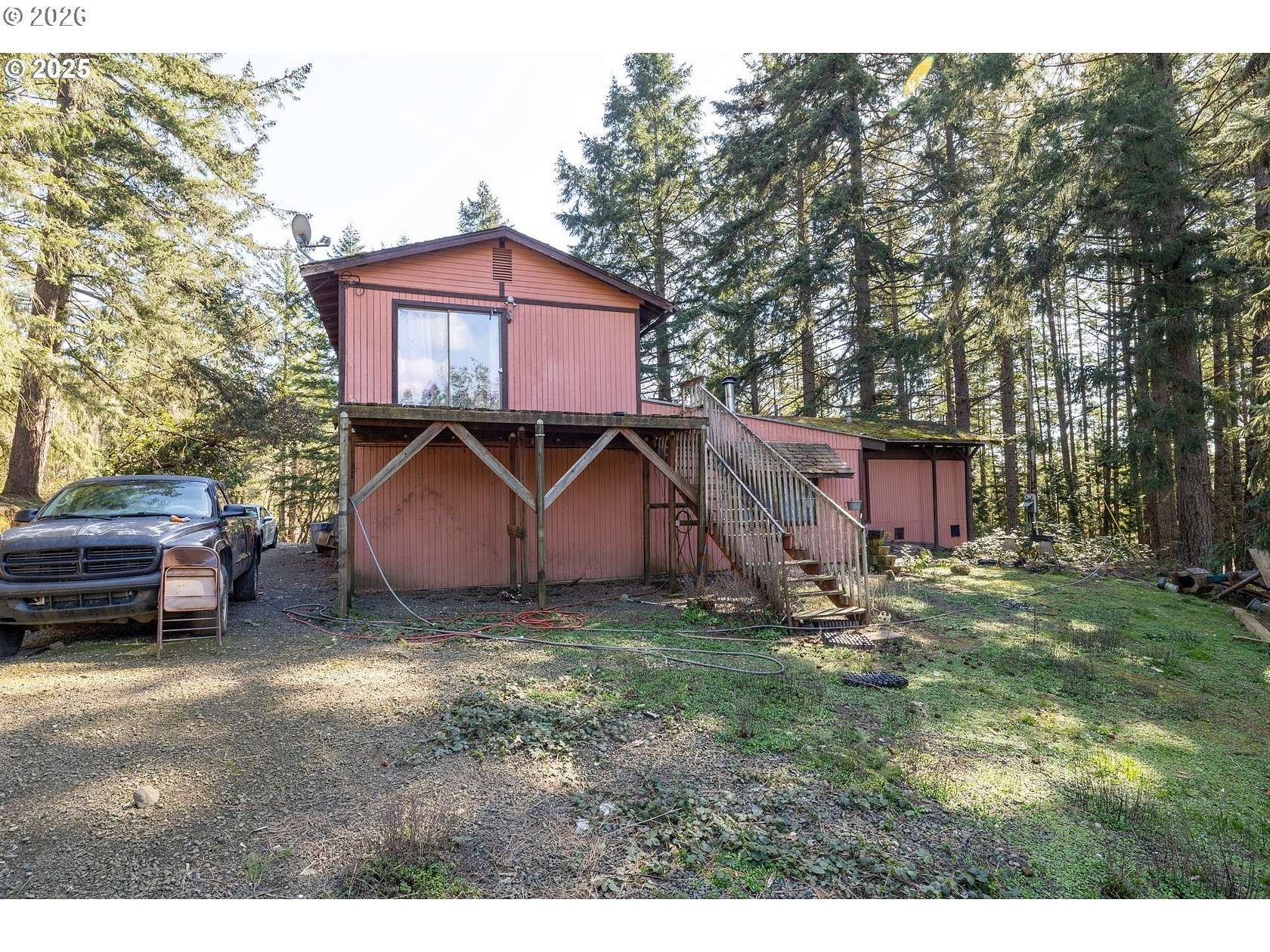 5 Acres of Land with Home for Sale in Roseburg, Oregon