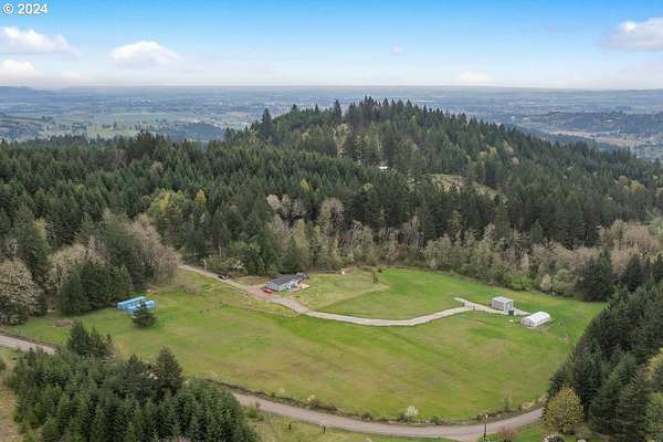 20 Acres of Agricultural Land with Home for Sale in McMinnville, Oregon