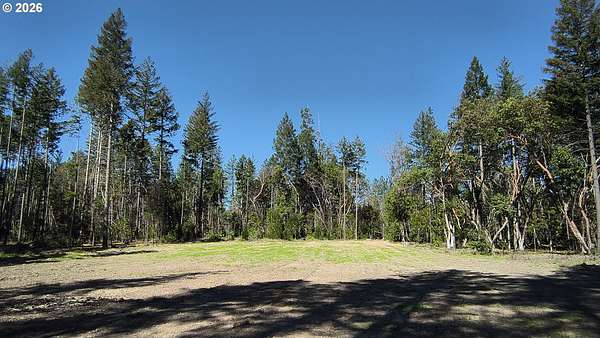 80.4 Acres of Land for Sale in Grants Pass, Oregon