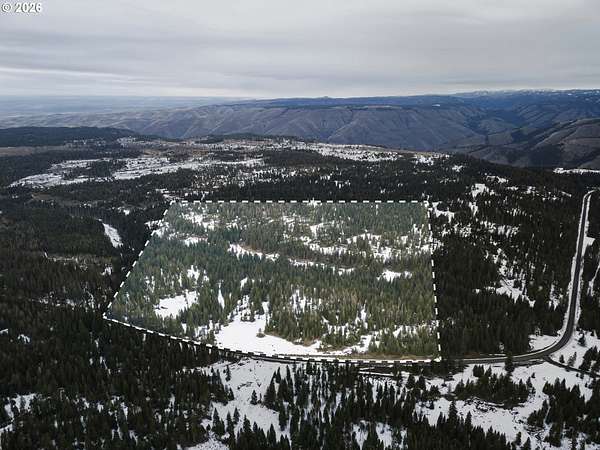 93.5 Acres of Recreational Land for Sale in Weston, Oregon