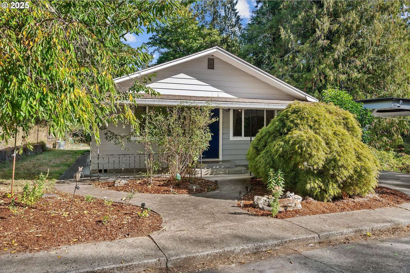 14 Acres of Land with Home for Sale in Vernonia, Oregon