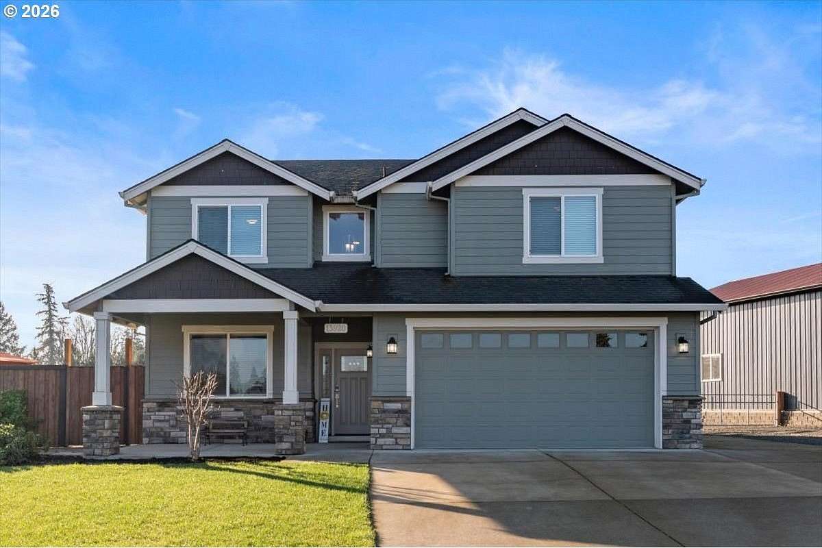 2 Acres of Residential Land with Home for Sale in Mulino, Oregon