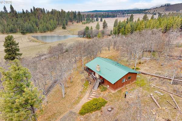 8 Acres of Residential Land with Home for Sale in Goldendale, Washington