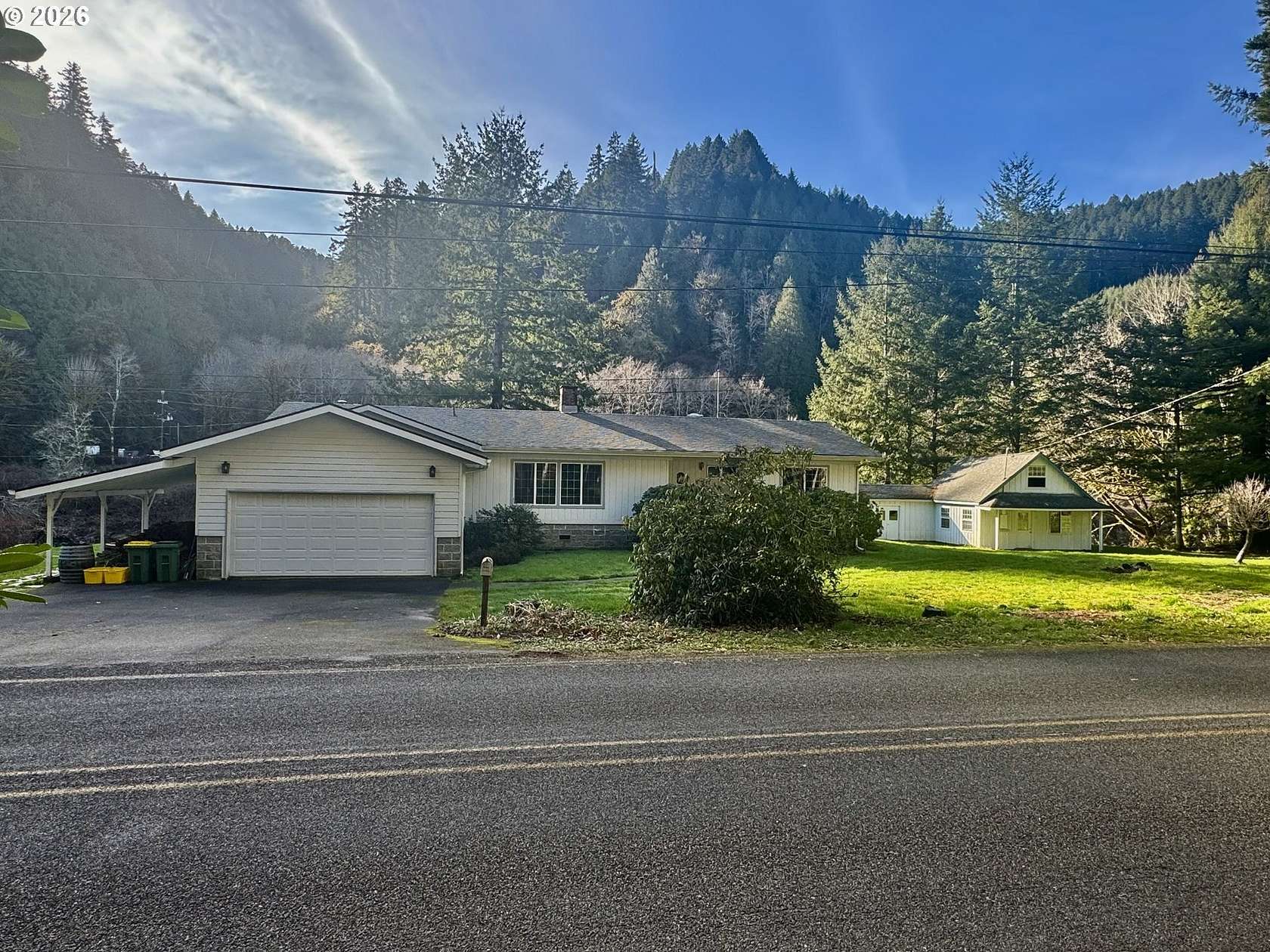 5 Acres of Land with Home for Sale in Mapleton, Oregon