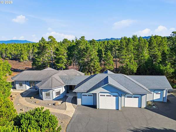 2.2 Acres of Residential Land with Home for Sale in Florence, Oregon