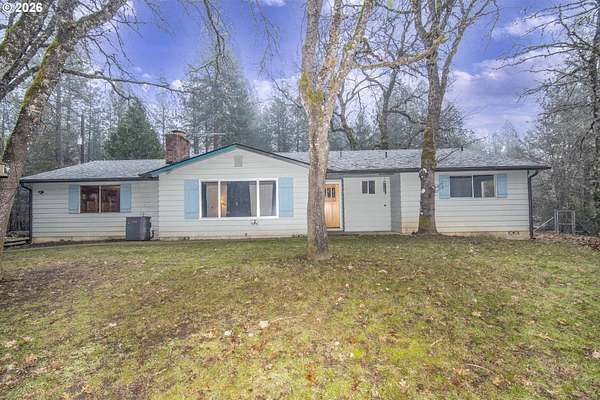 4.47 Acres of Residential Land with Home for Sale in Merlin, Oregon