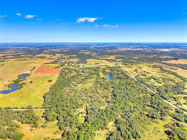 5 Acres of Land for Sale in Pauls Valley, Oklahoma