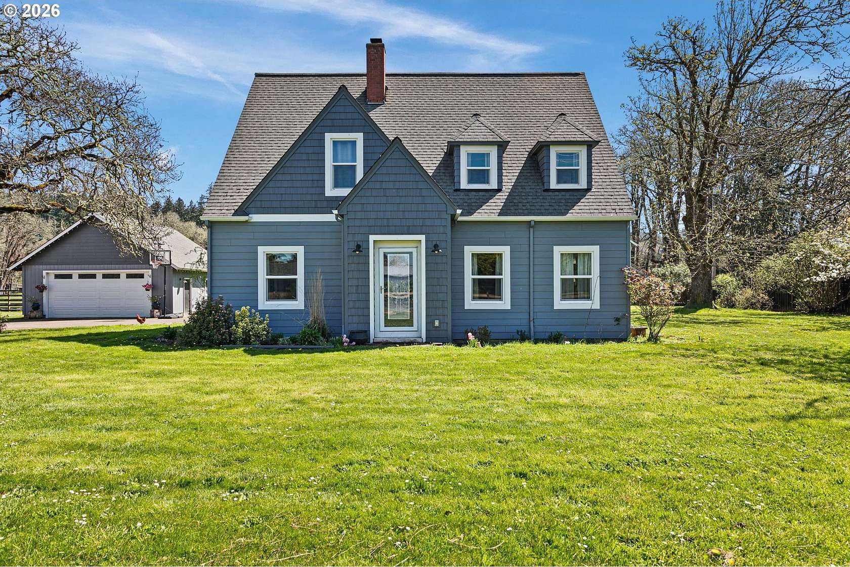 5 Acres of Residential Land with Home for Sale in Cottage Grove, Oregon