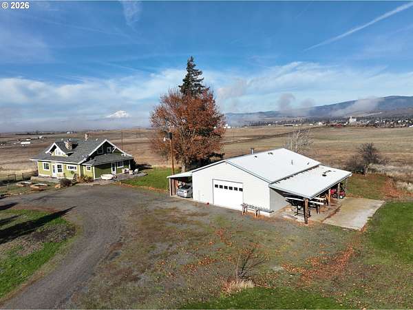 7 Acres of Land with Home for Sale in Goldendale, Washington