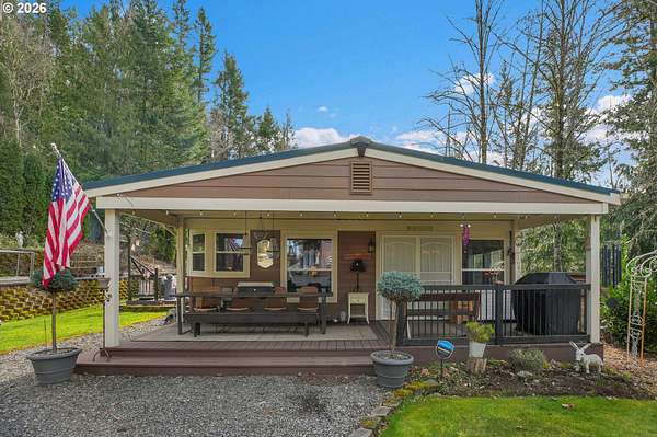 4 Acres of Residential Land with Home for Sale in Estacada, Oregon