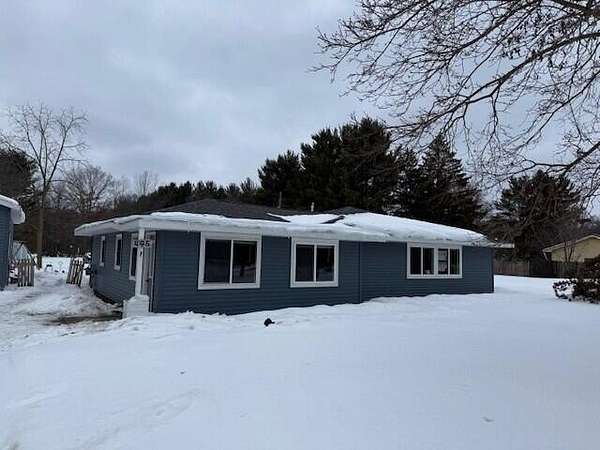 4.88 Acres of Residential Land with Home for Sale in Muskegon, Michigan