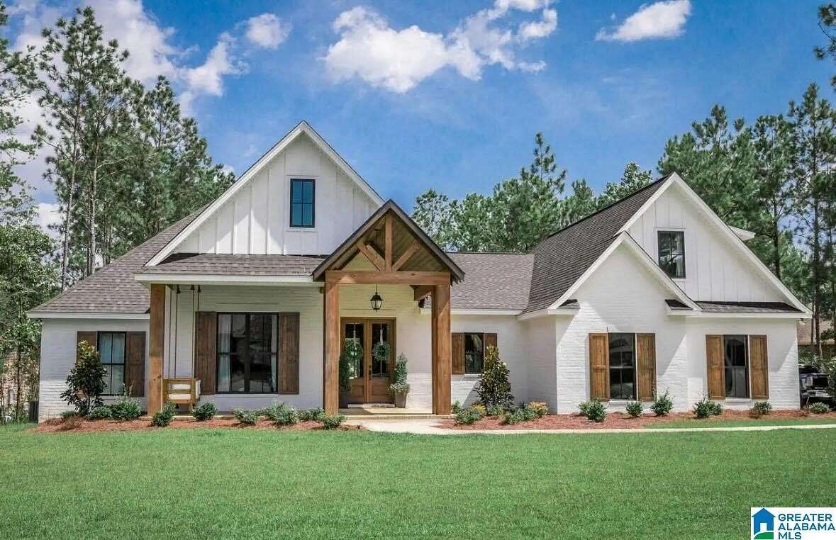 2 Acres of Land with Home for Sale in Odenville, Alabama