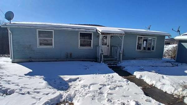 8.88 Acres of Residential Land with Home for Sale in Athens, Pennsylvania