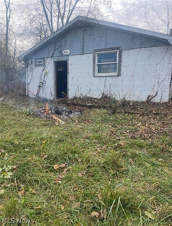 1.34 Acres of Mixed-Use Land for Sale in Medina, Ohio