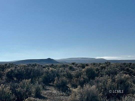 80 Acres of Recreational Land for Sale in Christmas Valley, Oregon