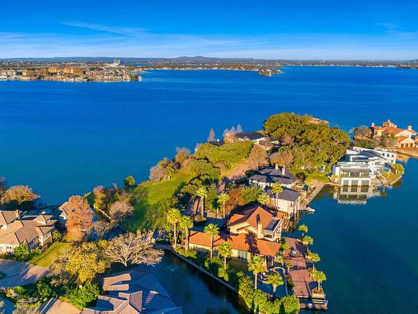 0.7 Acres of Residential Land for Sale in Horseshoe Bay, Texas