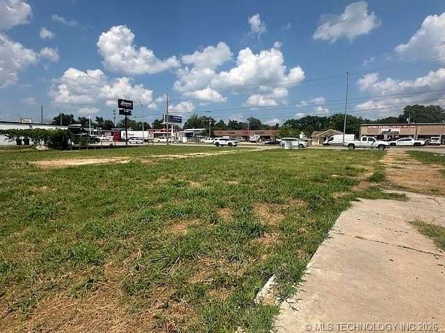 0.45 Acres of Commercial Land for Sale in Okmulgee, Oklahoma