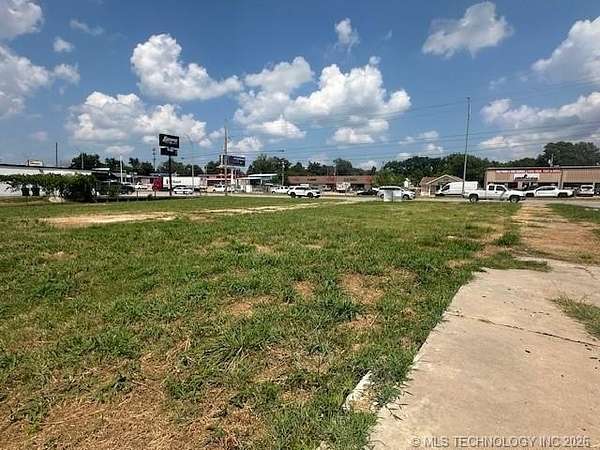 0.45 Acres of Commercial Land for Sale in Okmulgee, Oklahoma