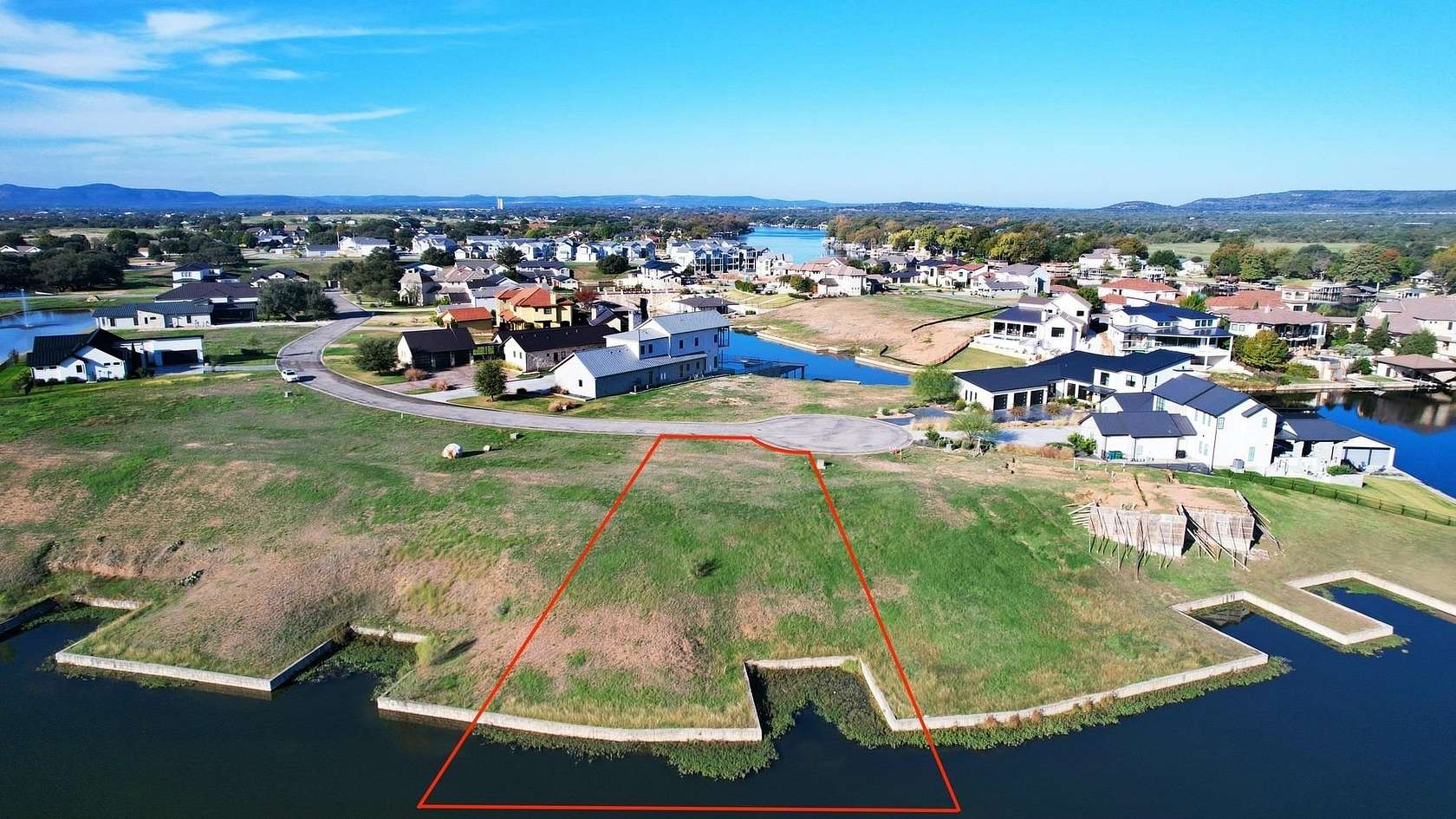 0.52 Acres of Residential Land for Sale in Kingsland, Texas