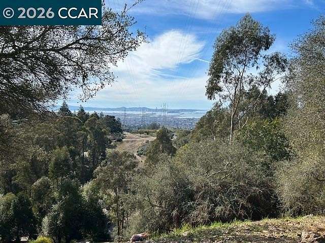 0.12 Acres of Residential Land for Sale in Oakland, California