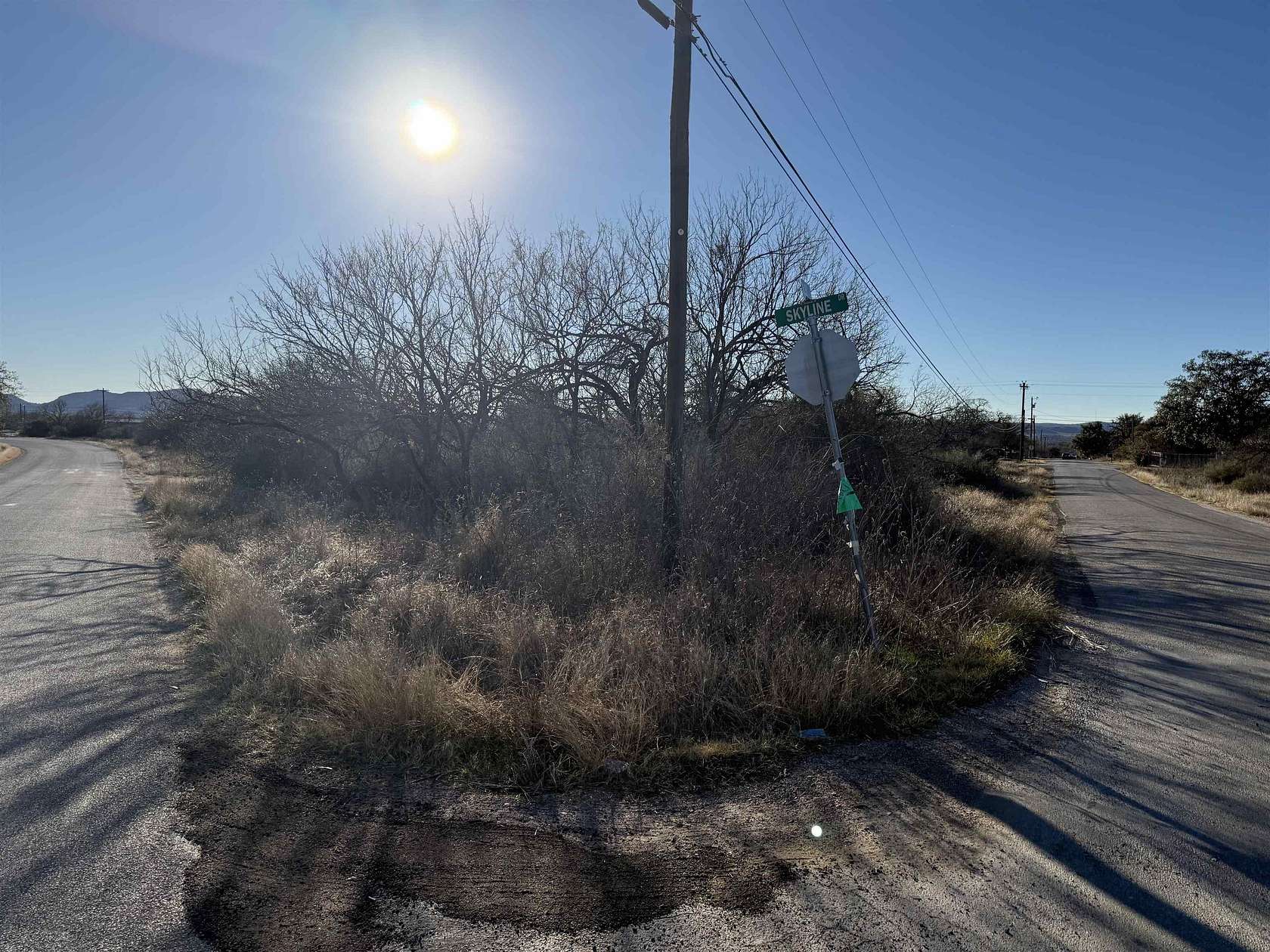 11.5 Acres of Land for Sale in Kingsland, Texas