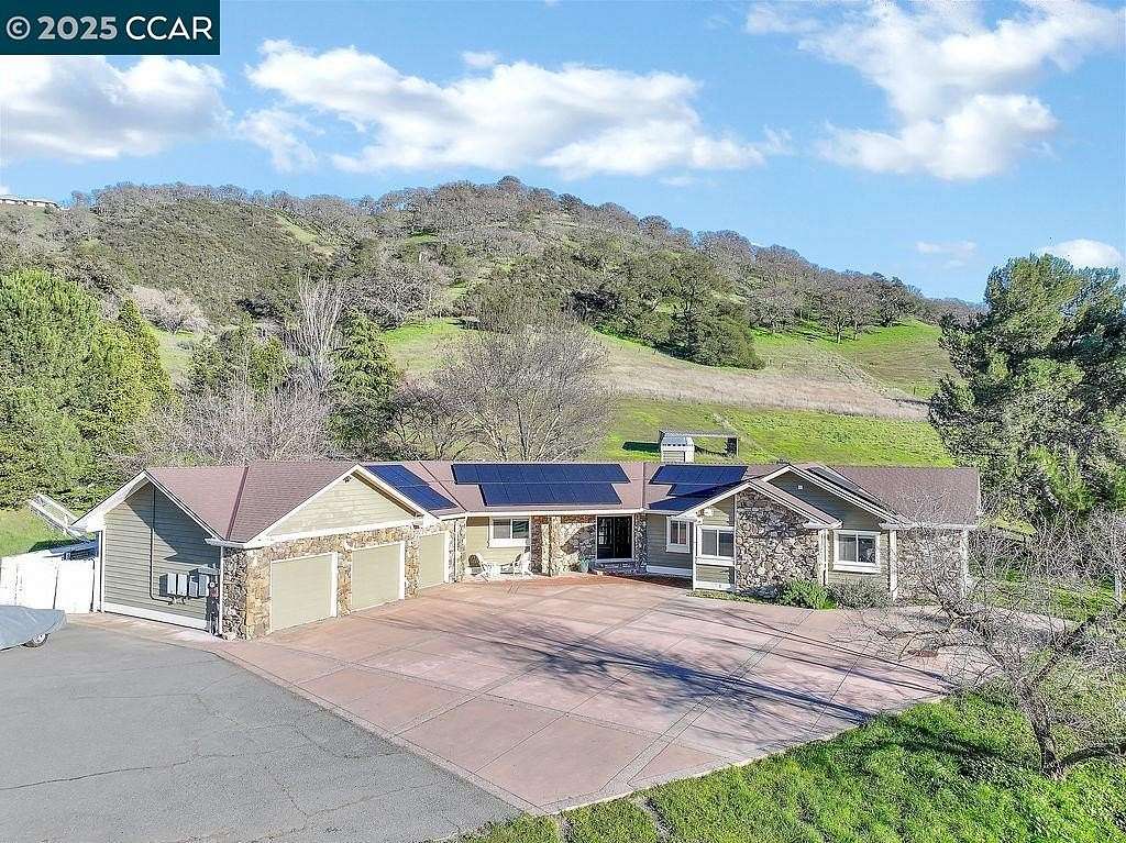 5.36 Acres of Land with Home for Sale in Clayton, California