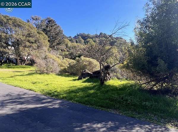 0.25 Acres of Residential Land for Sale in El Sobrante, California