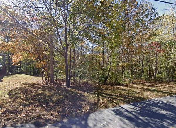 1.3 Acres of Residential Land for Sale in Cookeville, Tennessee