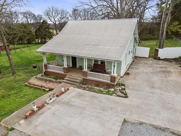 5 Acres of Land with Home for Sale in Watertown, Tennessee