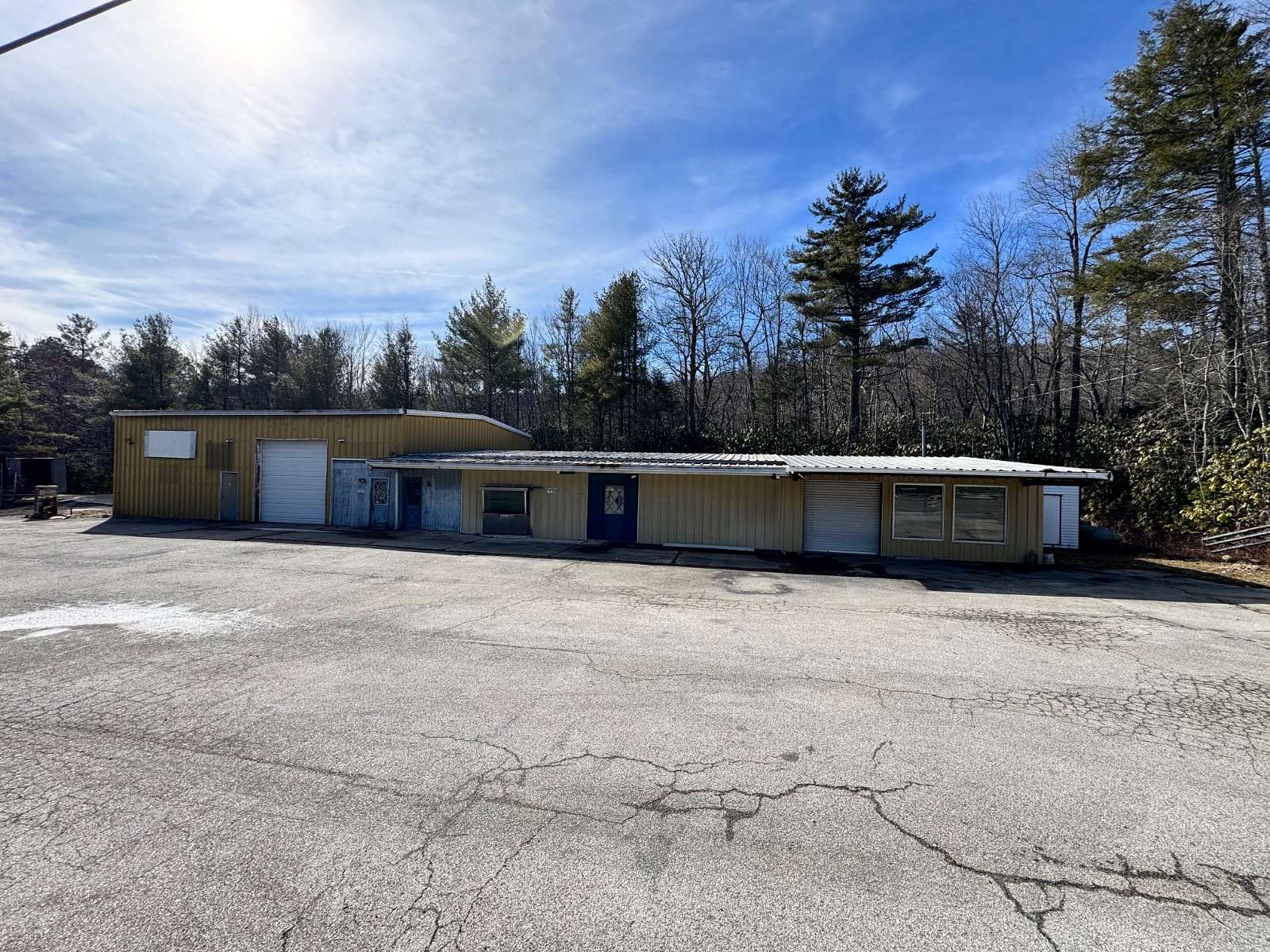 1.65 Acres of Commercial Land for Sale in Jonas Ridge, North Carolina